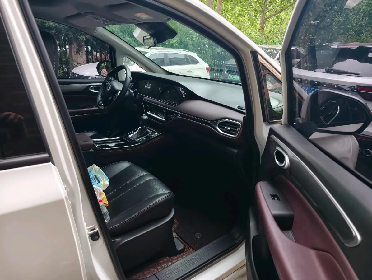 2023 GAC Trumpchi M6 1.5T 177HP L4 7DCT,autocango,china used car exporter,china ev exporter,chinese used car exporter,chinese used ev exporter