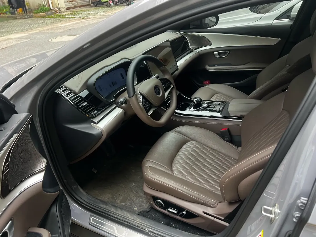 2025 BYD Han 1.5T 156HP L4 E-CVT PHEV,autocango,china used car exporter,china ev exporter,chinese used car exporter,chinese used ev exporter