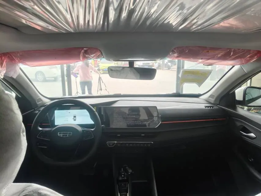 2024 Geely Binray 1.5T 181HP L4 7DCT,autocango,china used car exporter,china ev exporter,chinese used car exporter,chinese used ev exporter