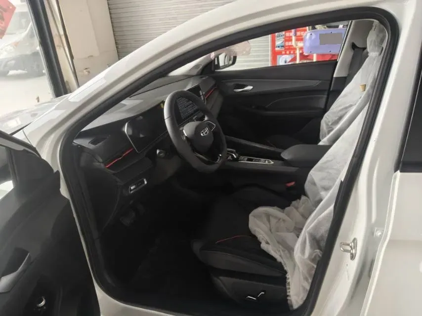 2024 Geely Binray 1.5T 181HP L4 7DCT,autocango,china used car exporter,china ev exporter,chinese used car exporter,chinese used ev exporter