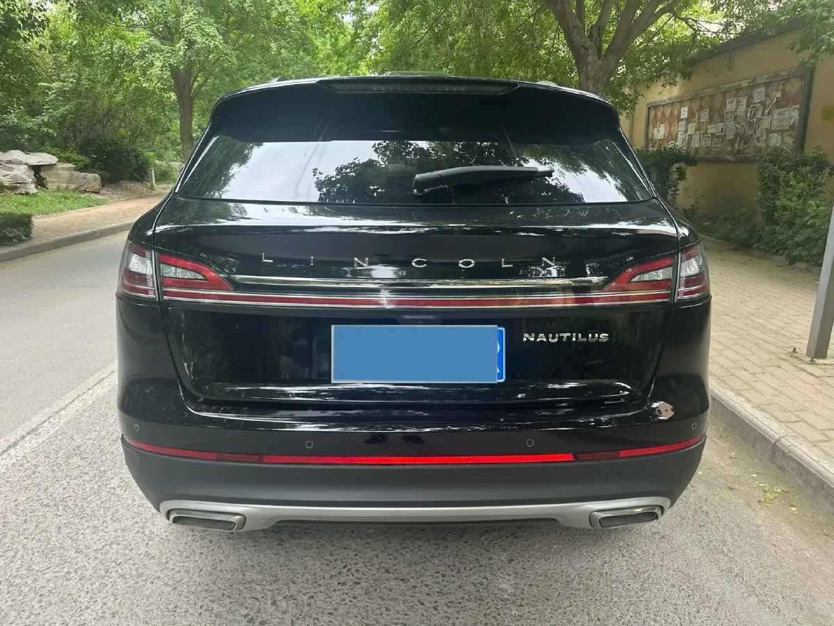 2021 Lincoln Nautilus 2.0T 245HP L4 8AT,autocango,china used car exporter,china ev exporter,chinese used car exporter,chinese used ev exporter