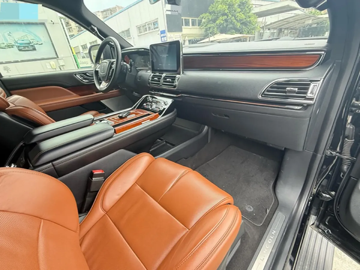 2018 Lincoln Navigator 3.5T 415HP V6 10AT,autocango,china used car exporter,china ev exporter,chinese used car exporter,chinese used ev exporter