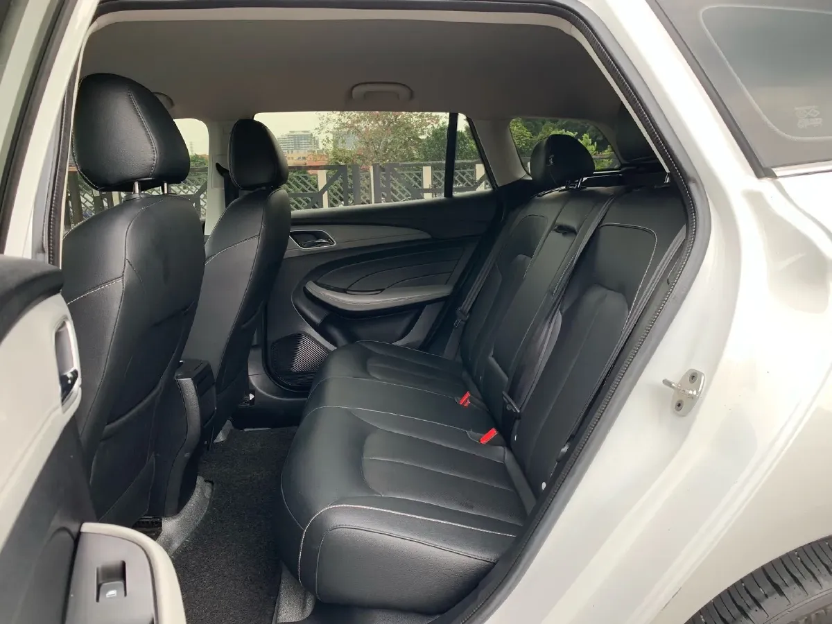 2018 Roewe Ei5 BEV 35KWH,autocango,china used car exporter,china ev exporter,chinese used car exporter,chinese used ev exporter