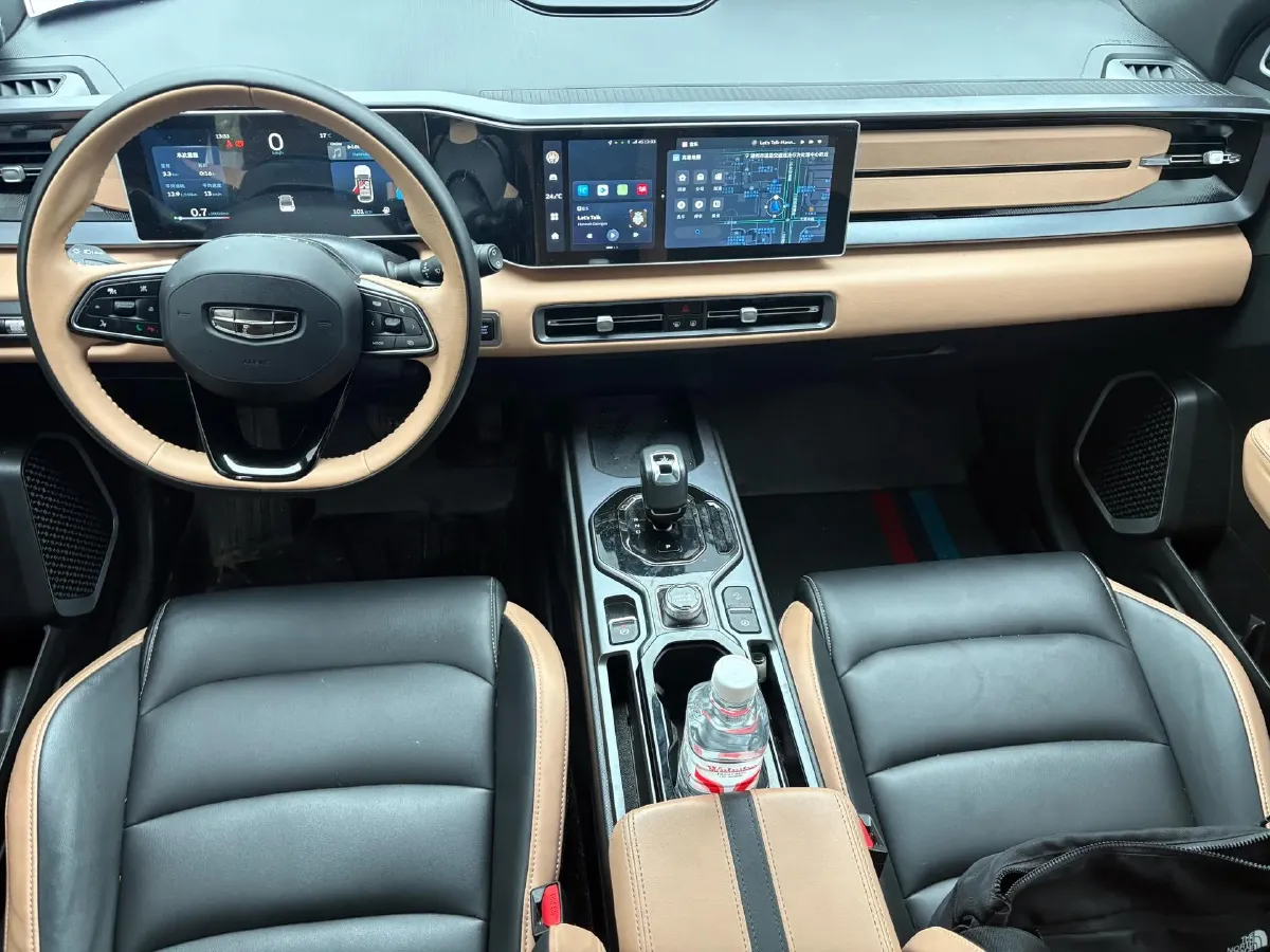 2023 Geely ICON 1.5T 181HP L4 7DCT,autocango,china used car exporter,china ev exporter,chinese used car exporter,chinese used ev exporter