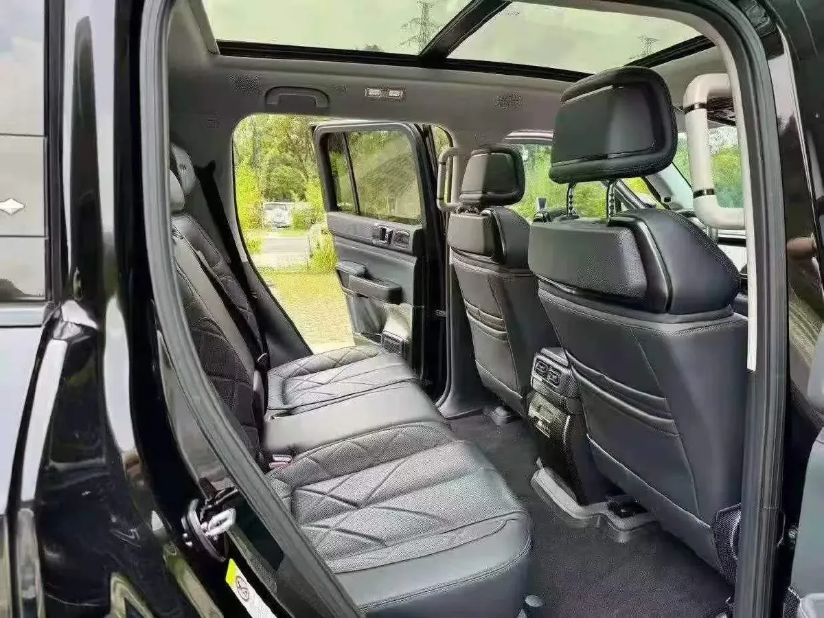 2023 FangChengBao Bao 5 1.5T 194HP L4 E-CVT PHEV 31.8KWH,autocango,china used car exporter,china ev exporter,chinese used car exporter,chinese used ev exporter