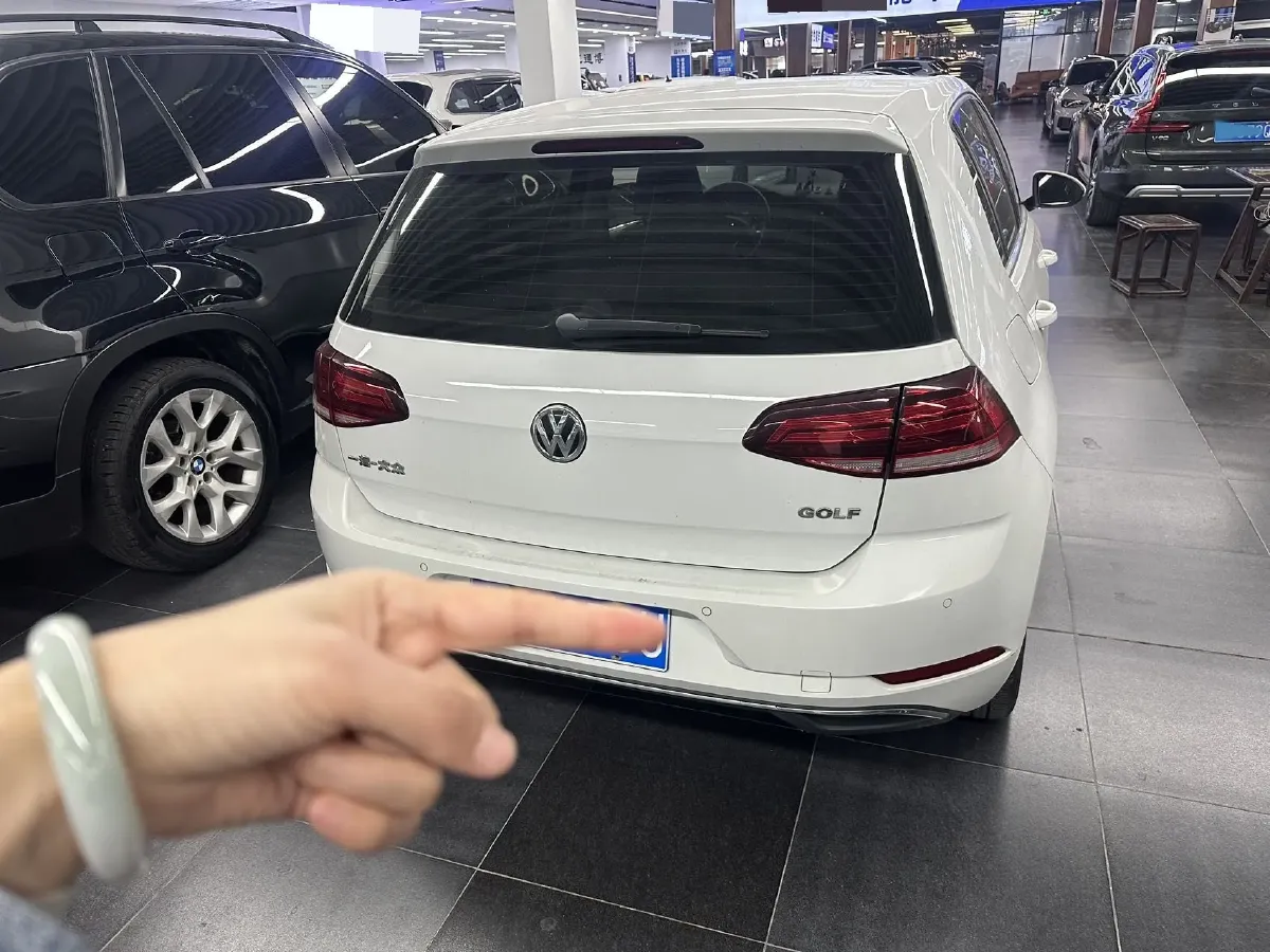 2018 Volkswagen Golf 1.6L 110HP L4 6AT,autocango,china used car exporter,china ev exporter,chinese used car exporter,chinese used ev exporter