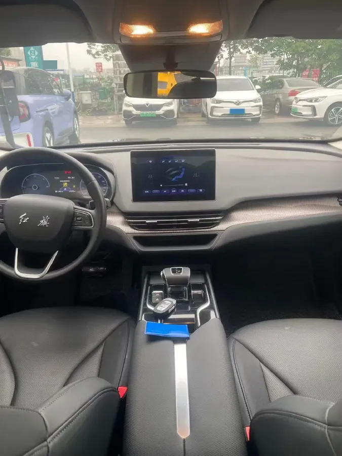 2024 HongQi E-QM5 BEV 60KWH,autocango,china used car exporter,china ev exporter,chinese used car exporter,chinese used ev exporter