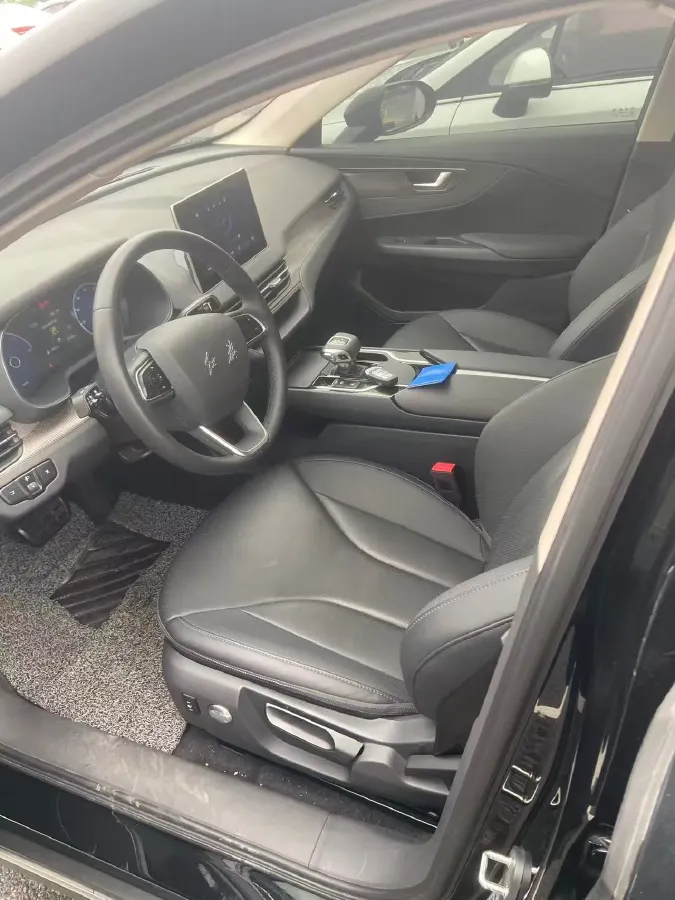 2024 HongQi E-QM5 BEV 60KWH,autocango,china used car exporter,china ev exporter,chinese used car exporter,chinese used ev exporter