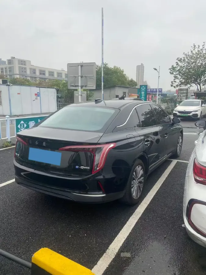 2024 HongQi E-QM5 BEV 60KWH,autocango,china used car exporter,china ev exporter,chinese used car exporter,chinese used ev exporter