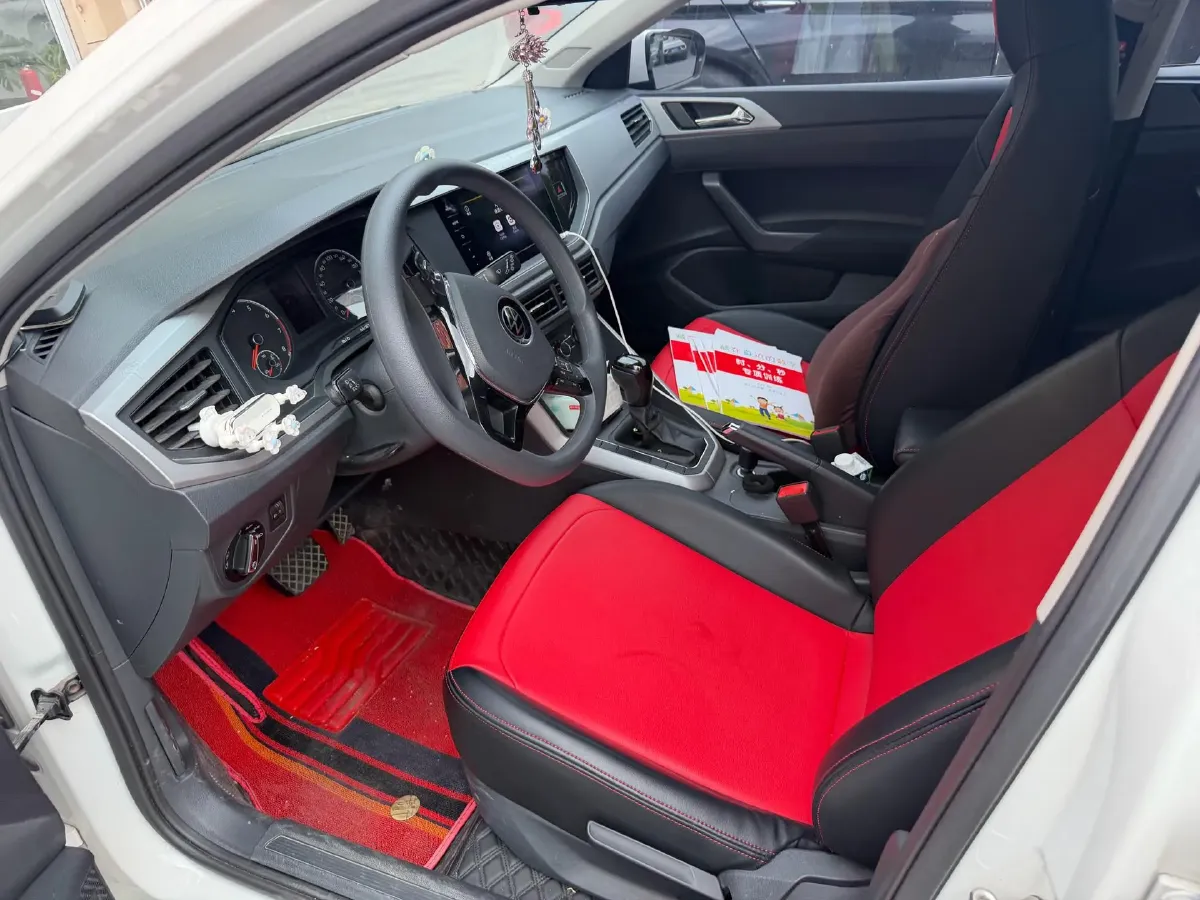 2021 Haval H6 1.5T 169HP L4 7DCT,autocango,china used car exporter,china ev exporter,chinese used car exporter,chinese used ev exporter