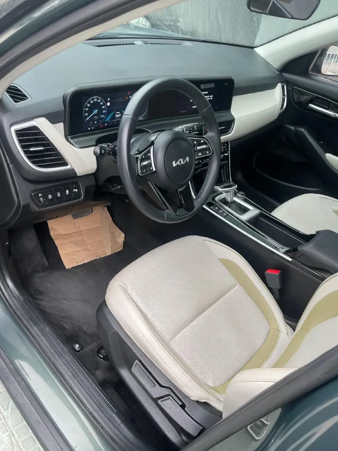 2023 Kia Seltos 1.5L 115HP L4 CVT,autocango,china used car exporter,china ev exporter,chinese used car exporter,chinese used ev exporter