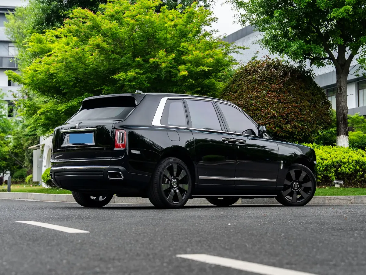2018 Rolls-Royce Cullinan 6.7T 571HP V12 8AT,autocango,china used car exporter,china ev exporter,chinese used car exporter,chinese used ev exporter