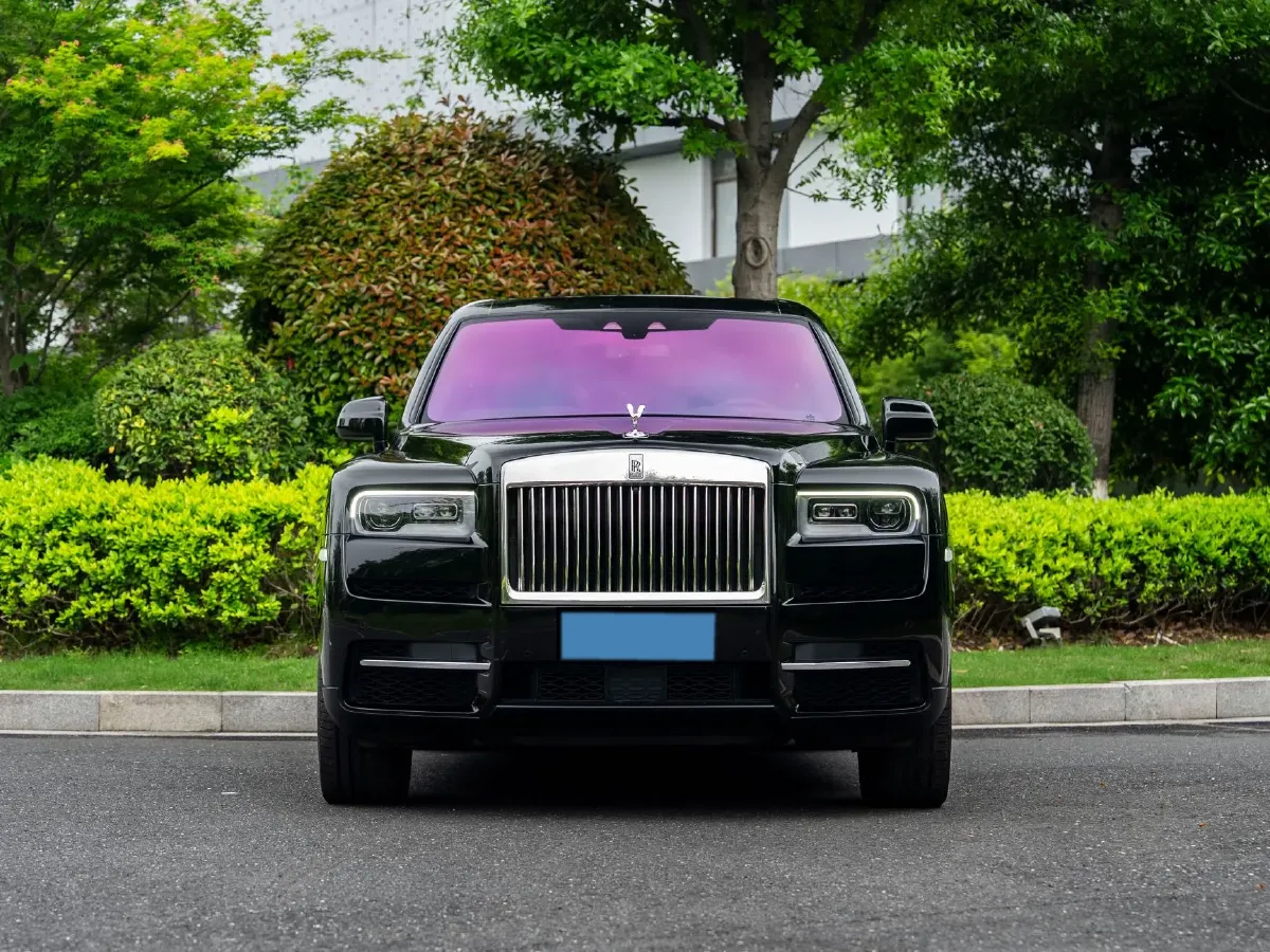 2018 Rolls-Royce Cullinan 6.7T 571HP V12 8AT,autocango,china used car exporter,china ev exporter,chinese used car exporter,chinese used ev exporter