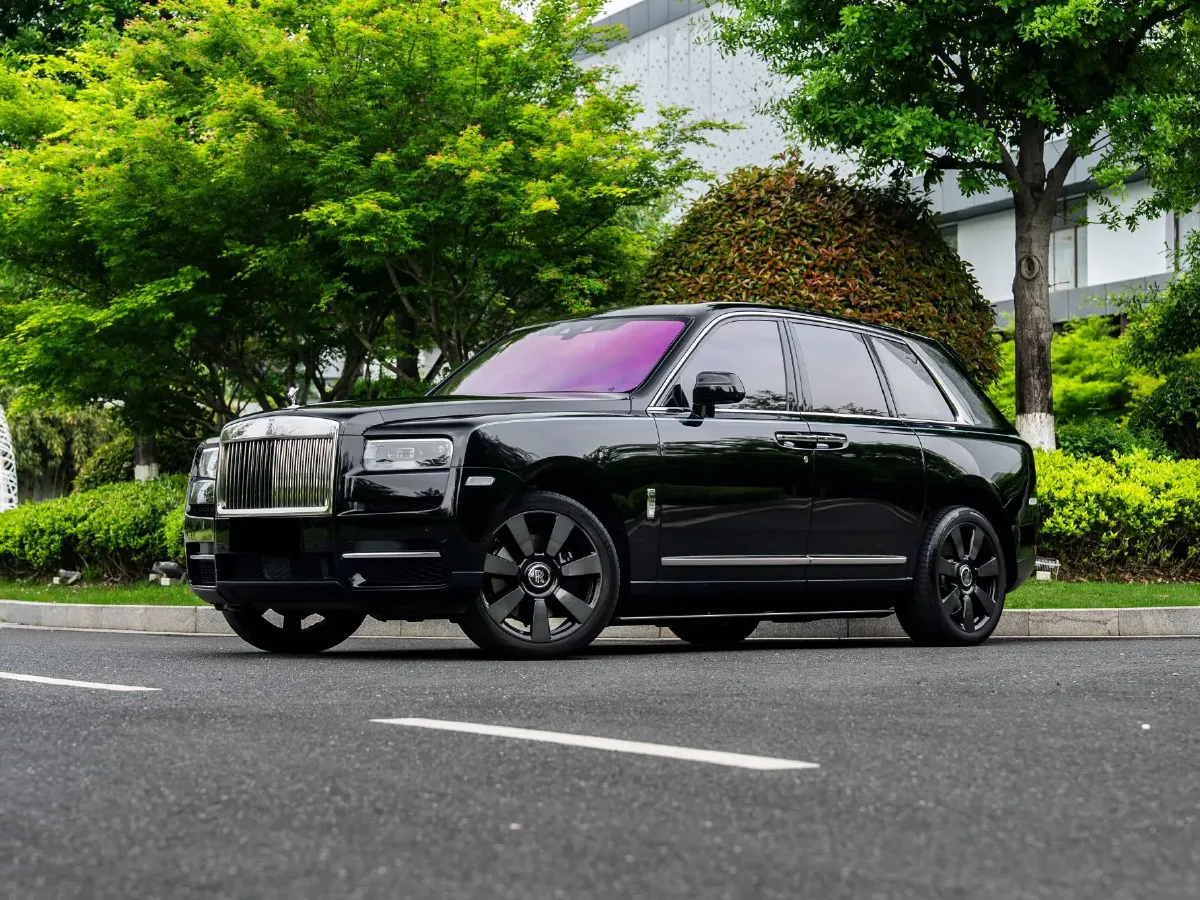 2018 Rolls-Royce Cullinan 6.7T 571HP V12 8AT,autocango,china used car exporter,china ev exporter,chinese used car exporter,chinese used ev exporter