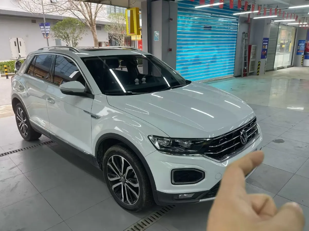 2021 Volkswagen T-Roc 1.4T 150HP L4 7DCT,autocango,china used car exporter,china ev exporter,chinese used car exporter,chinese used ev exporter