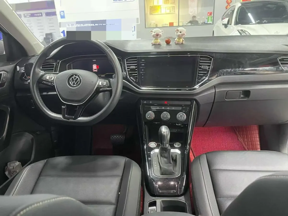 2021 Volkswagen T-Roc 1.4T 150HP L4 7DCT,autocango,china used car exporter,china ev exporter,chinese used car exporter,chinese used ev exporter