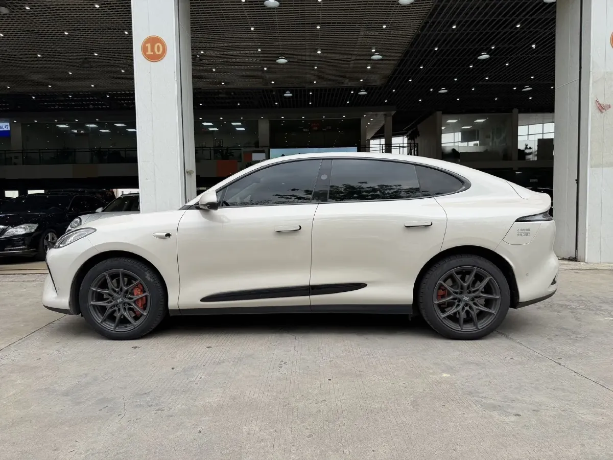 2023 IM LS6 BEV 100KWH,autocango,china used car exporter,china ev exporter,chinese used car exporter,chinese used ev exporter