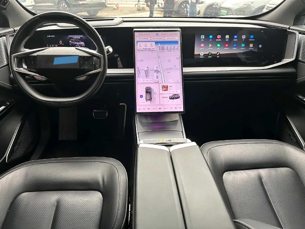 2023 HiPhi Y BEV 76.6KWH,autocango,china used car exporter,china ev exporter,chinese used car exporter,chinese used ev exporter