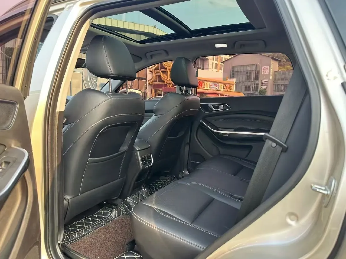 2018 Chery Tiggo 8 1.5T 147HP L4 6DCT,autocango,china used car exporter,china ev exporter,chinese used car exporter,chinese used ev exporter