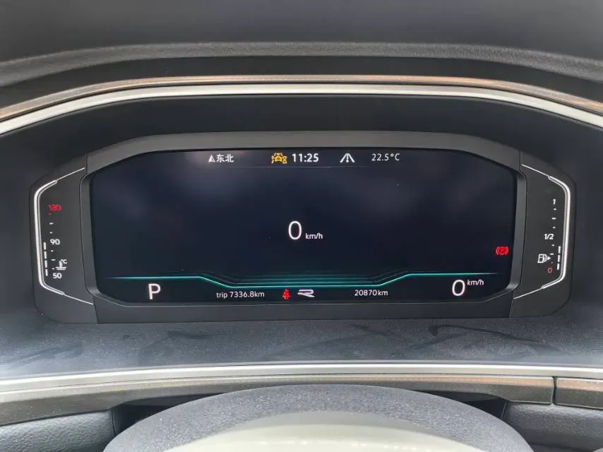 2023 Volkswagen T-Roc 1.5T 160HP L4 7DCT,autocango,china used car exporter,china ev exporter,chinese used car exporter,chinese used ev exporter