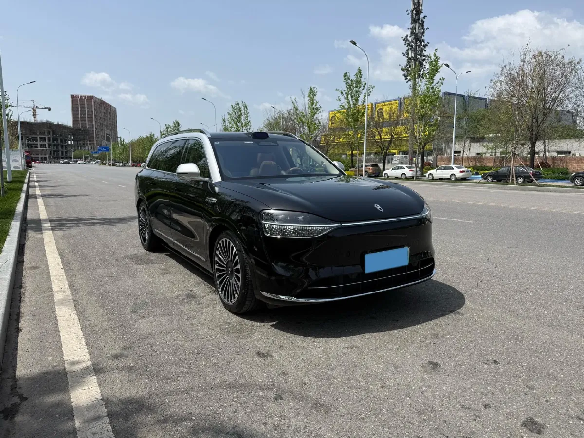 2025 AITO AITO M9 REEV 160HP REEV 52KWH,autocango,china used car exporter,china ev exporter,chinese used car exporter,chinese used ev exporter
