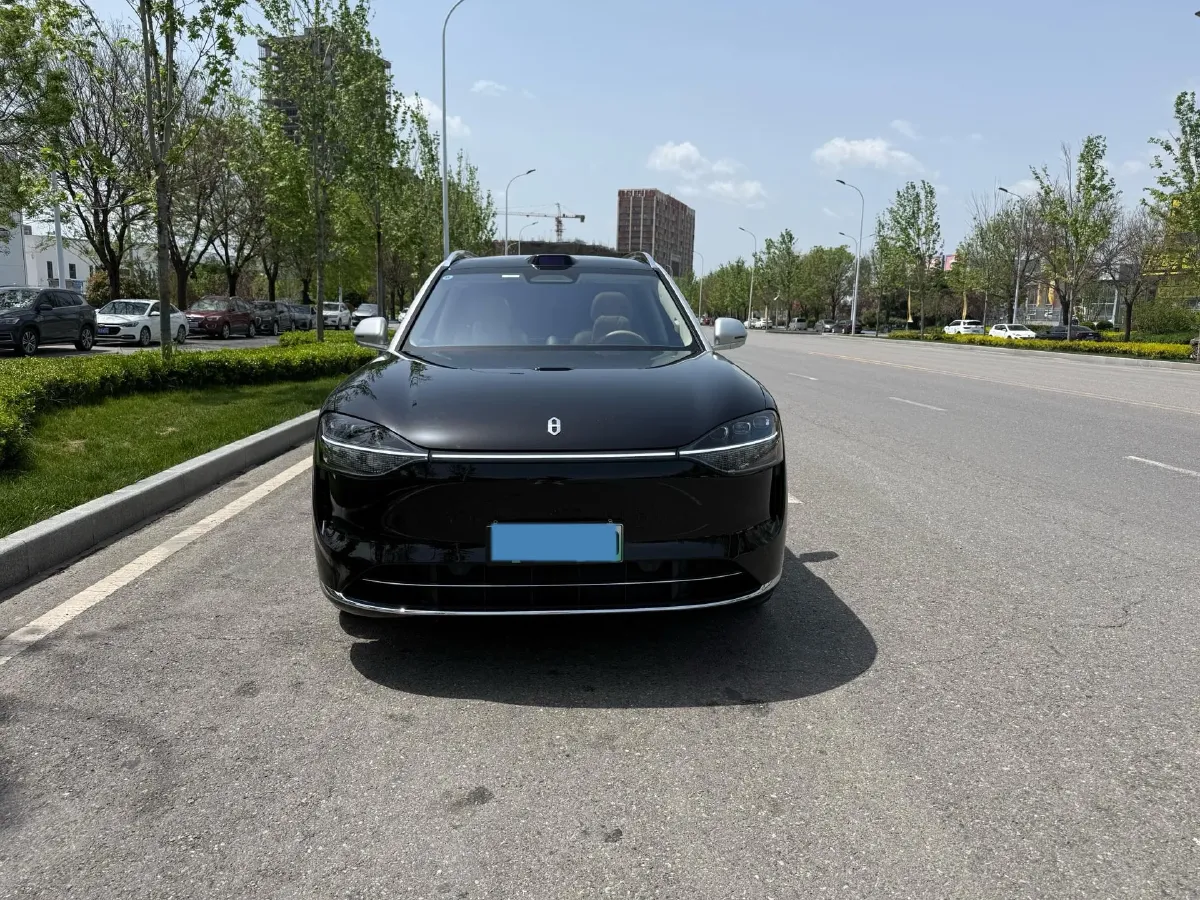 2025 AITO AITO M9 REEV 160HP REEV 52KWH,autocango,china used car exporter,china ev exporter,chinese used car exporter,chinese used ev exporter