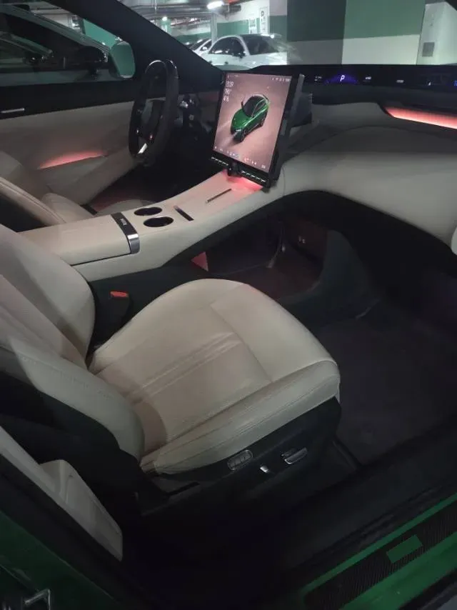 2025 MI YU7 BEV 101.7KWH,autocango,china used car exporter,china ev exporter,chinese used car exporter,chinese used ev exporter