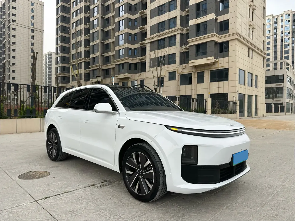 2025 Li L6 Range Extended 154HP L4 REEV,autocango,china used car exporter,china ev exporter,chinese used car exporter,chinese used ev exporter