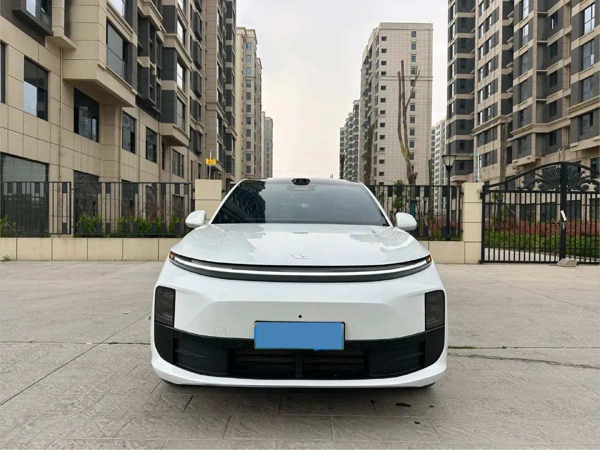 2025 Li L6 Range Extended 154HP L4 REEV,autocango,china used car exporter,china ev exporter,chinese used car exporter,chinese used ev exporter