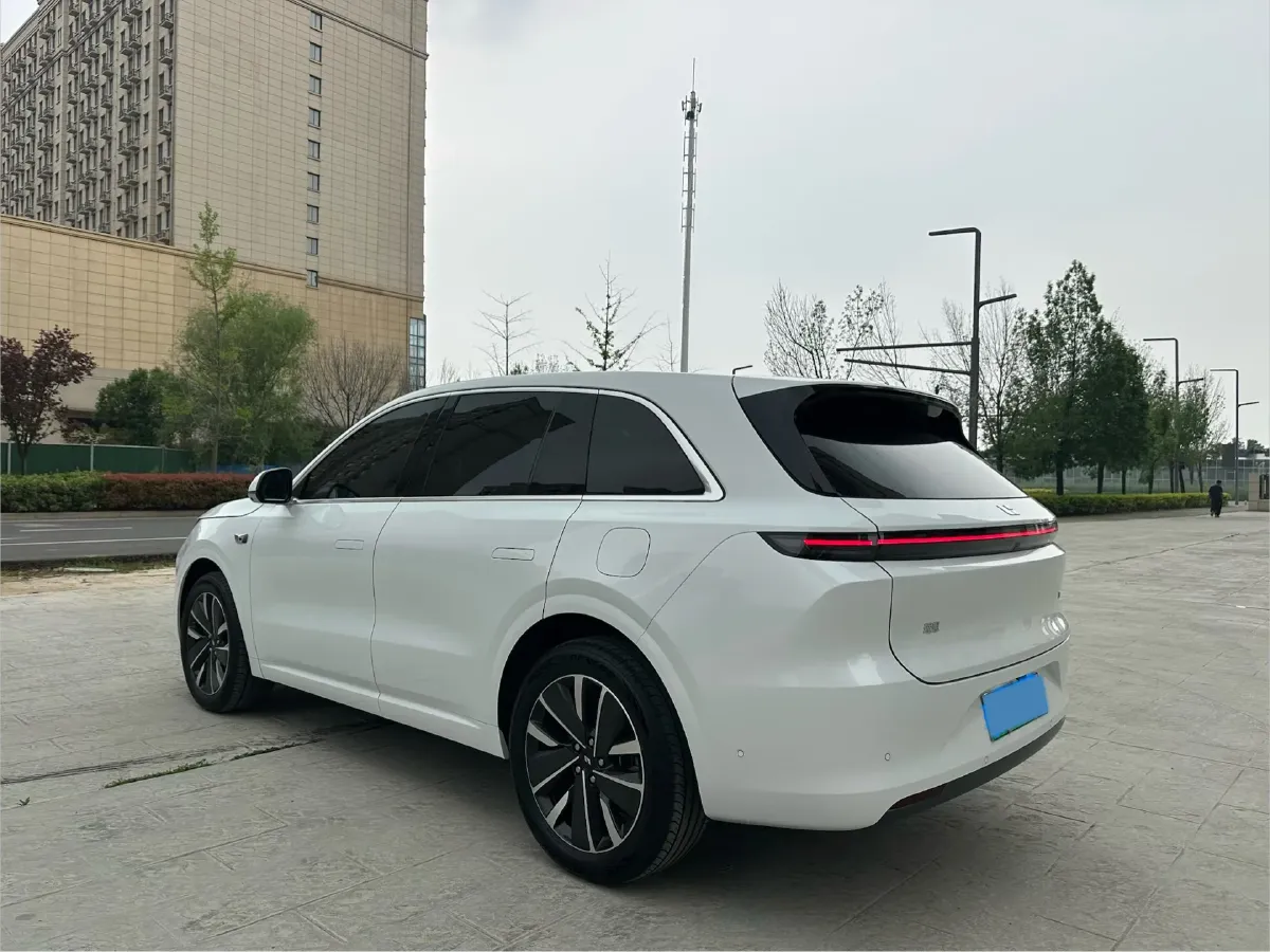 2025 Li L6 Range Extended 154HP L4 REEV,autocango,china used car exporter,china ev exporter,chinese used car exporter,chinese used ev exporter