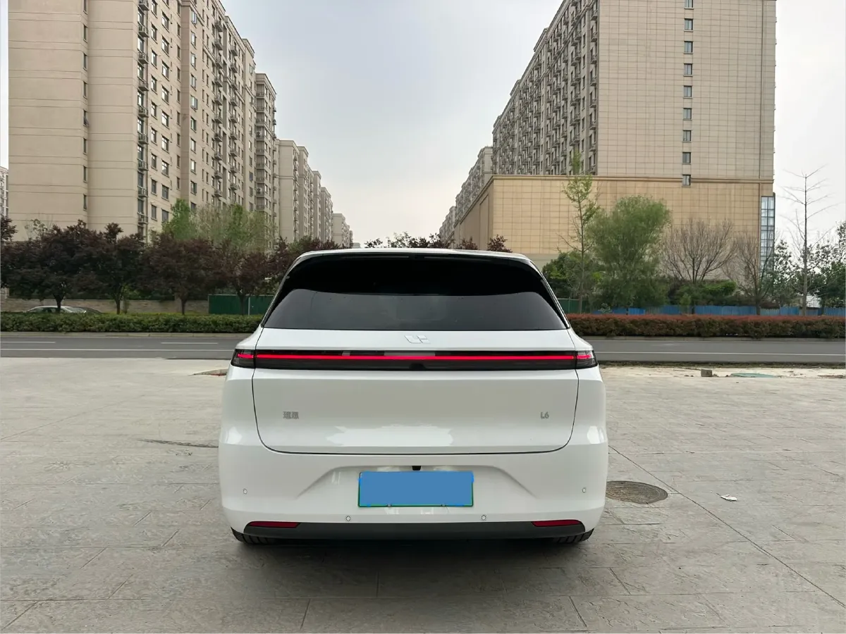 2025 Li L6 Range Extended 154HP L4 REEV,autocango,china used car exporter,china ev exporter,chinese used car exporter,chinese used ev exporter