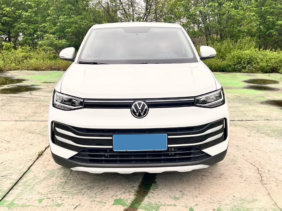 2025 Volkswagen Tharu 1.5L 110HP L4 6AT,autocango,china used car exporter,china ev exporter,chinese used car exporter,chinese used ev exporter