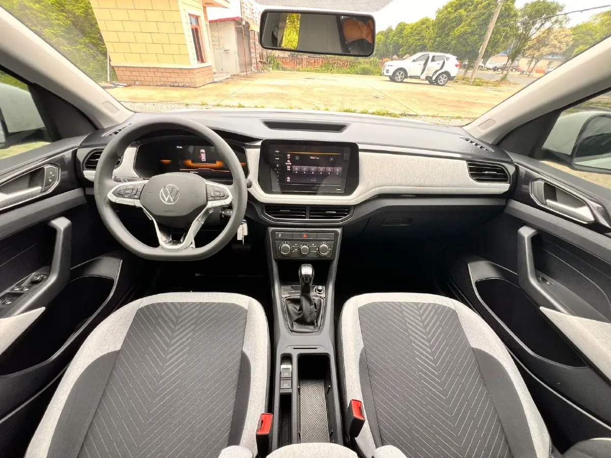 2025 Volkswagen Tharu 1.5L 110HP L4 6AT,autocango,china used car exporter,china ev exporter,chinese used car exporter,chinese used ev exporter