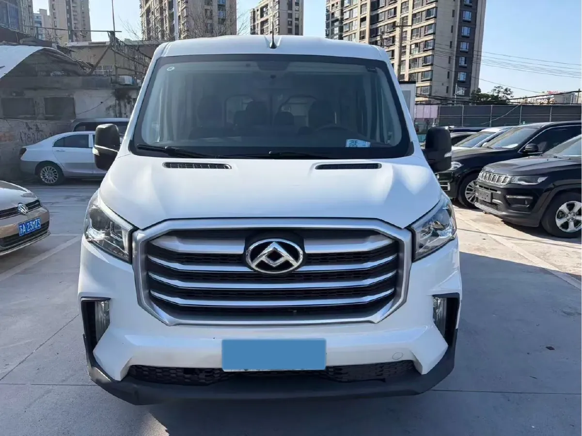 2022 JMC YuHu 9 2.0T 220HP L4 6MT,autocango,china used car exporter,china ev exporter,chinese used car exporter,chinese used ev exporter