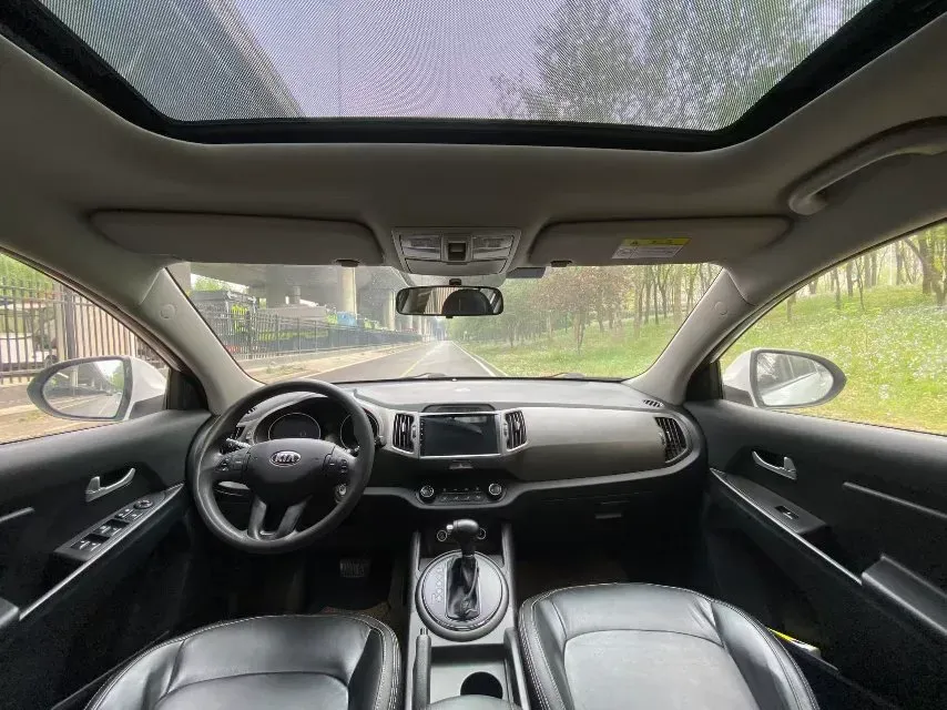 2016 Kia Sportage R 2.0L 165HP L4 6AT,autocango,china used car exporter,china ev exporter,chinese used car exporter,chinese used ev exporter