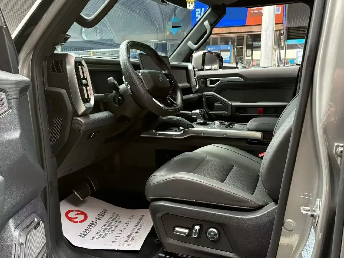 2025 Jetour Traveller 2.0T 254HP L4 8AT,autocango,china used car exporter,china ev exporter,chinese used car exporter,chinese used ev exporter