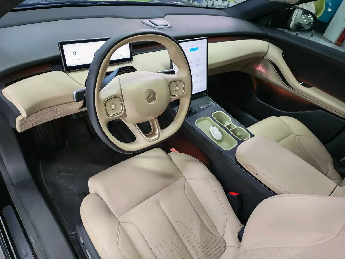 2024 NIO ET5T BEV 75KWH,autocango,china used car exporter,china ev exporter,chinese used car exporter,chinese used ev exporter