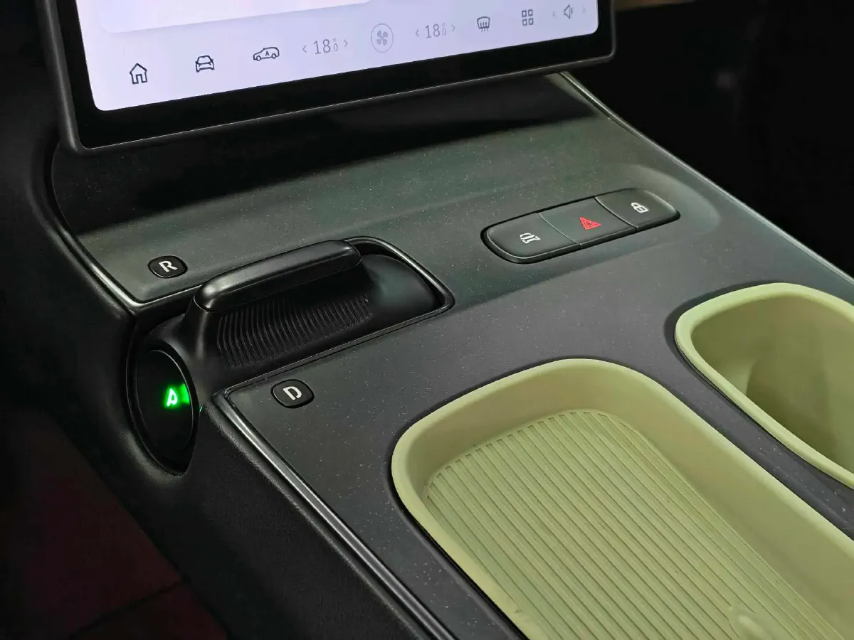 2024 NIO ET5T BEV 75KWH,autocango,china used car exporter,china ev exporter,chinese used car exporter,chinese used ev exporter