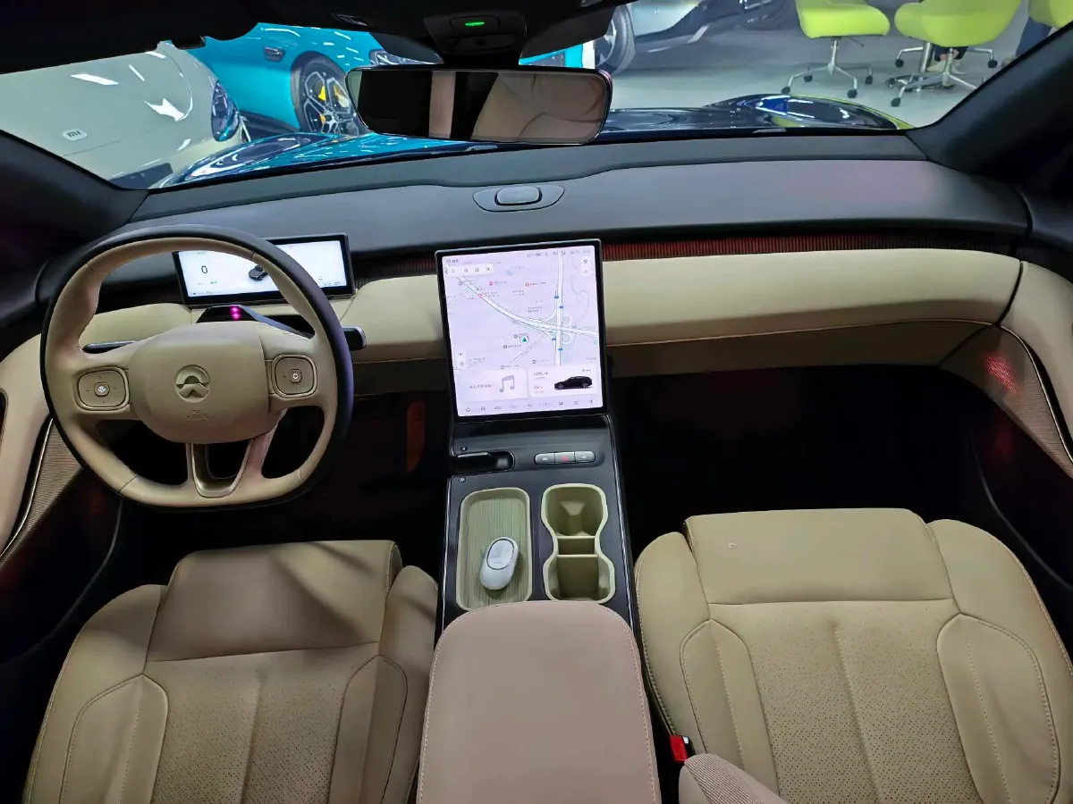 2024 NIO ET5T BEV 75KWH,autocango,china used car exporter,china ev exporter,chinese used car exporter,chinese used ev exporter