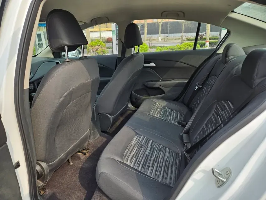 2019 Chevrolet Cavalier 1.5L 113HP L4 6AT,autocango,china used car exporter,china ev exporter,chinese used car exporter,chinese used ev exporter