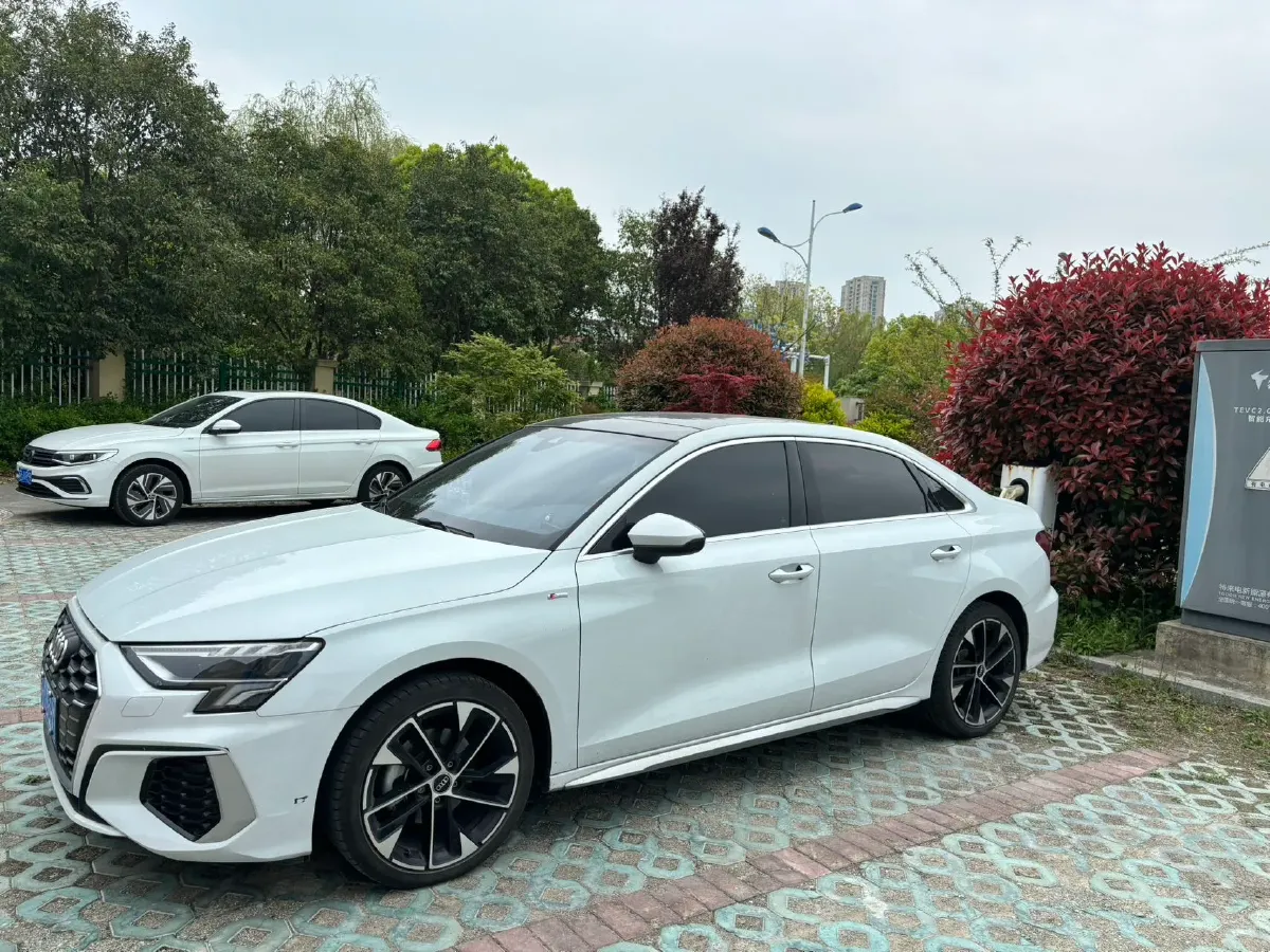 2023 Audi A3 1.4T 150HP L4 7DCT,autocango,china used car exporter,china ev exporter,chinese used car exporter,chinese used ev exporter