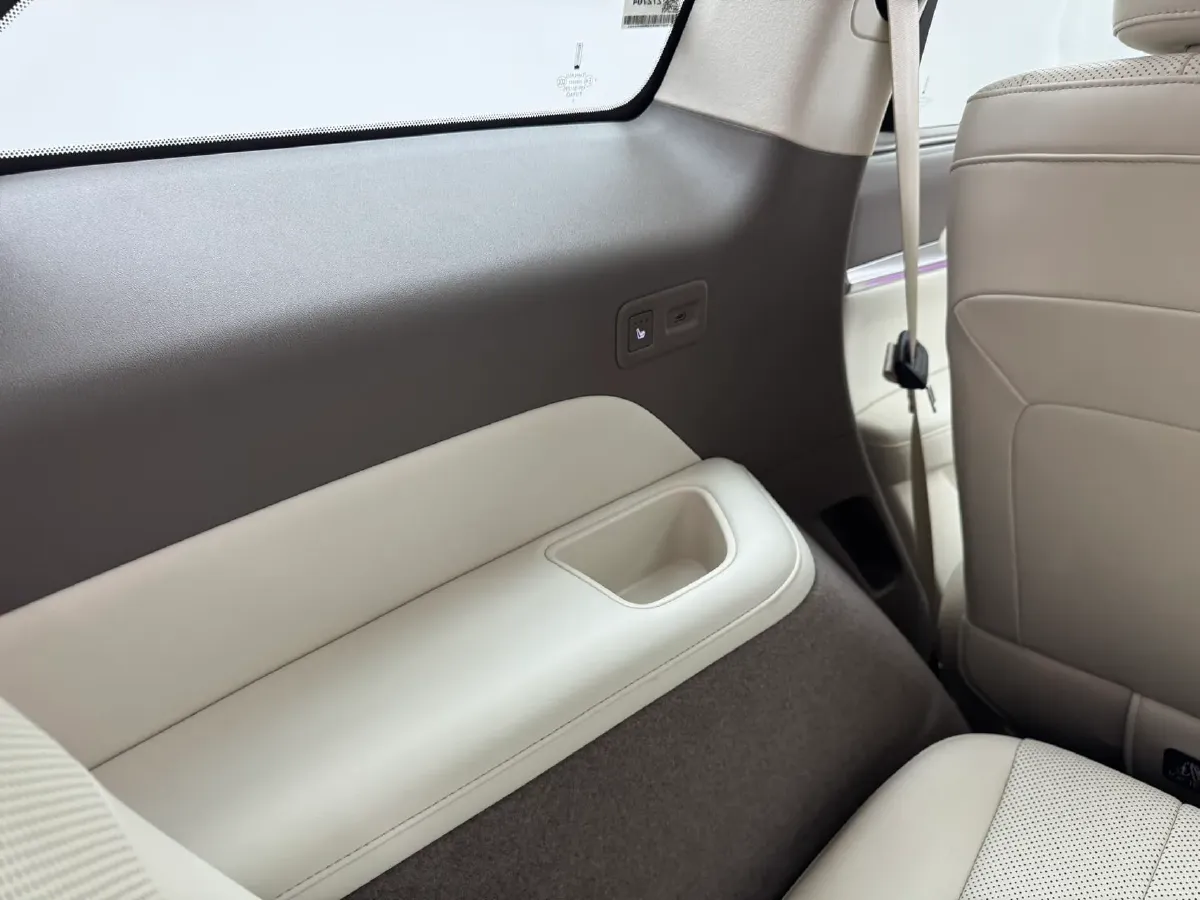 2025 WEY BlueMountain 1.5T 170HP L4 4DHT PHEV 44.5KWH,autocango,china used car exporter,china ev exporter,chinese used car exporter,chinese used ev exporter