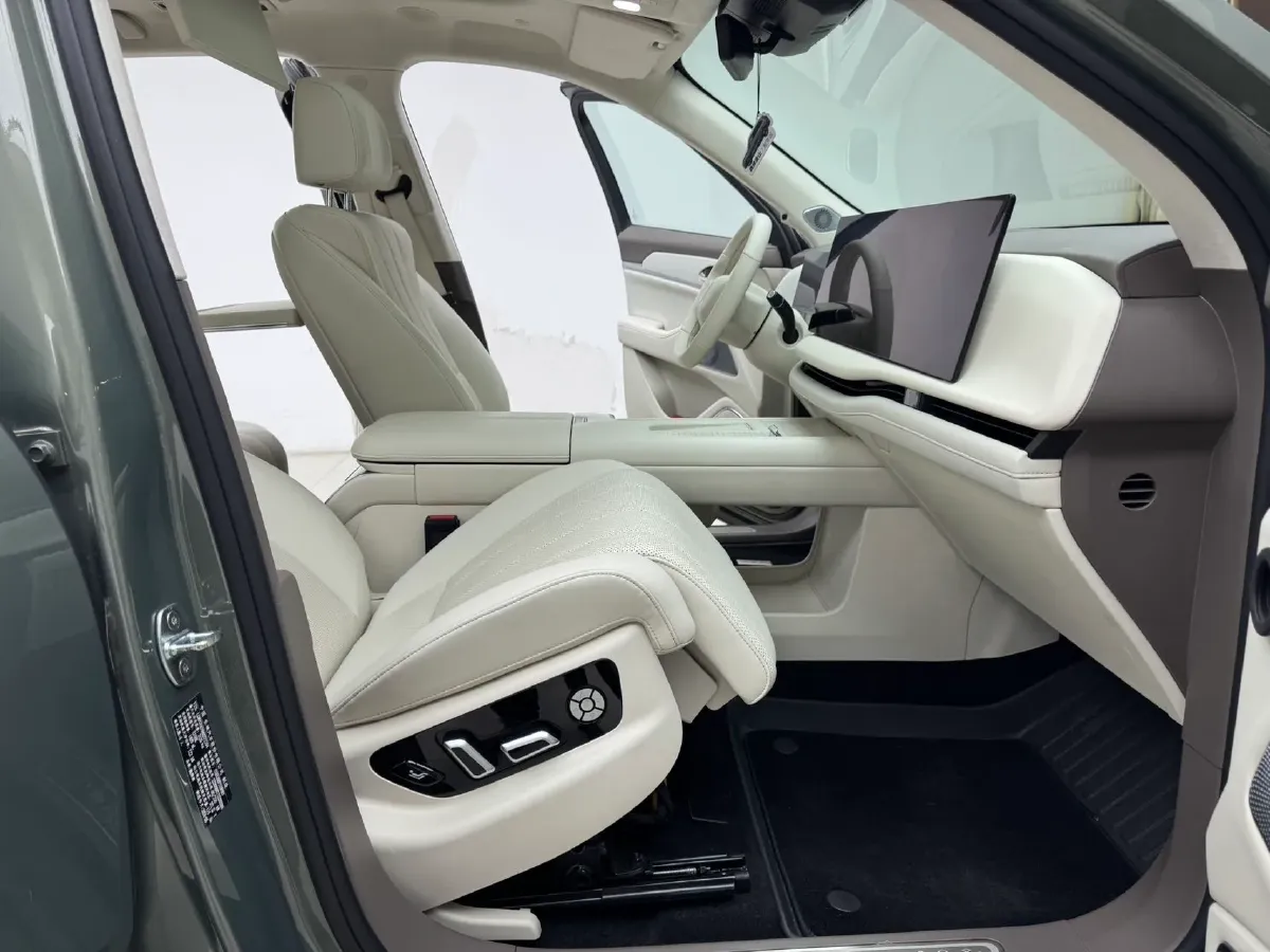 2025 WEY BlueMountain 1.5T 170HP L4 4DHT PHEV 44.5KWH,autocango,china used car exporter,china ev exporter,chinese used car exporter,chinese used ev exporter