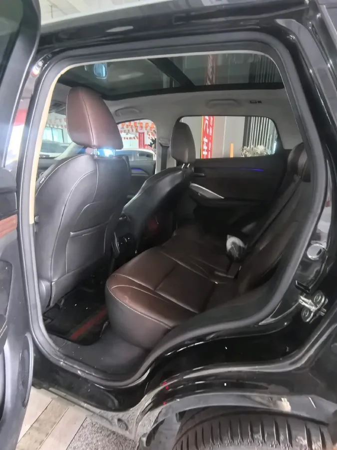 2018 WEY VV6 2.0T 197HP L4 7DCT,autocango,china used car exporter,china ev exporter,chinese used car exporter,chinese used ev exporter