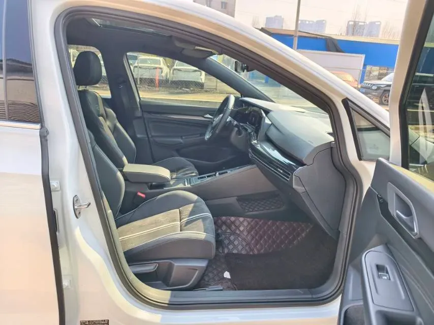 2023 Volkswagen Golf 1.4T 150HP L4 7DCT,autocango,china used car exporter,china ev exporter,chinese used car exporter,chinese used ev exporter