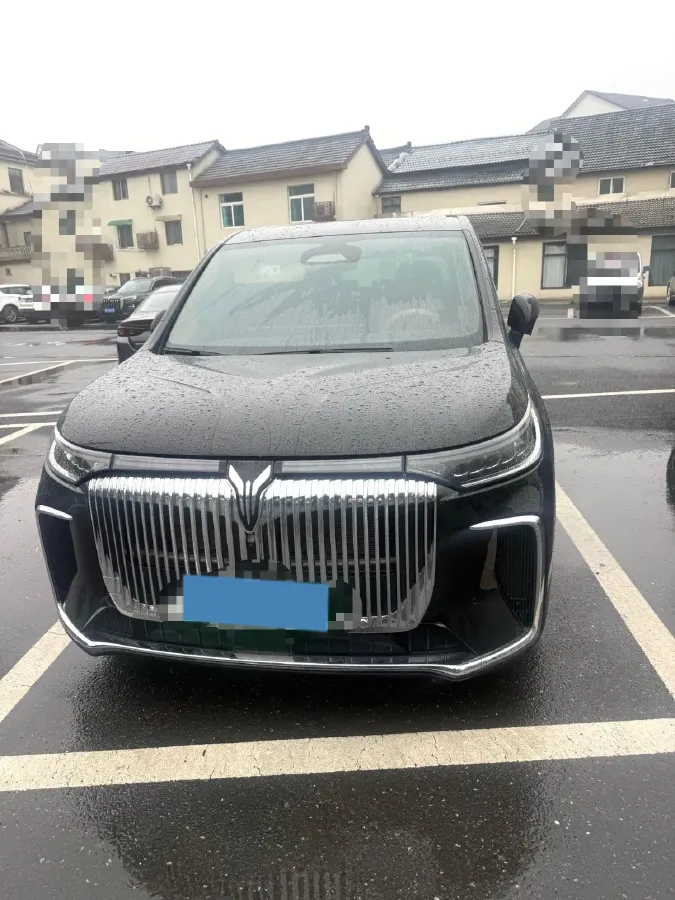 2026 Voyah Dream 1.5T 150HP L4 PHEV,autocango,china used car exporter,china ev exporter,chinese used car exporter,chinese used ev exporter