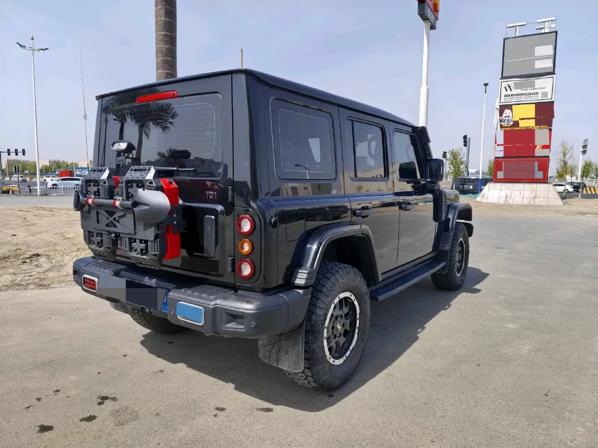 2025 212 212 T01 2.0T 252HP L4 8AT,autocango,china used car exporter,china ev exporter,chinese used car exporter,chinese used ev exporter