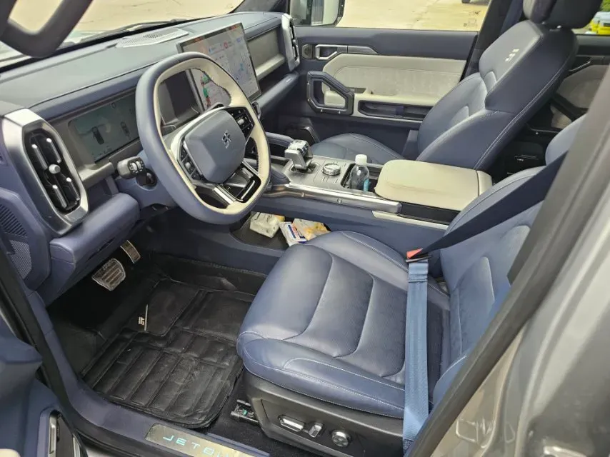 2024 Jetour ShanHai TravellerC-DM 1.5T 156HP L4 3DHT PHEV 43.24KWH,autocango,china used car exporter,china ev exporter,chinese used car exporter,chinese used ev exporter