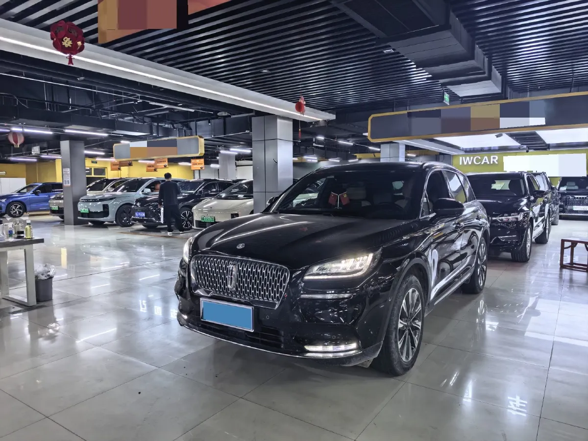 2022 Lincoln Corsair 2.0T 245HP L4 8AT,autocango,china used car exporter,china ev exporter,chinese used car exporter,chinese used ev exporter