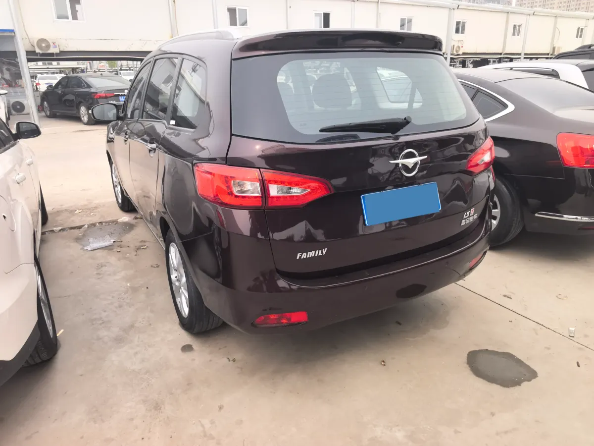2017 HaiMa Family F7 1.5T 165HP L4 6AT,autocango,china used car exporter,china ev exporter,chinese used car exporter,chinese used ev exporter